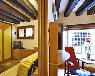 Hotel I Gioielli Del Doge Venecia 3*,